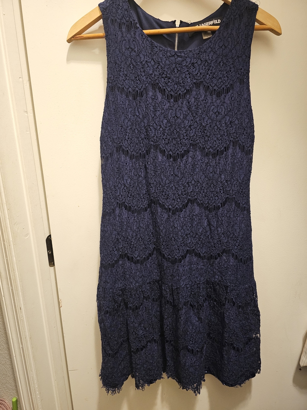 Karl Lagerfeld Paris Navy Blue Lace Sleeveless Dress Size For Exposed Branded Zi